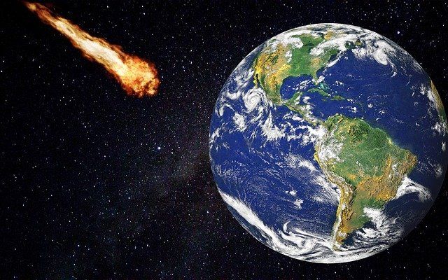 В 09:15 часов 9 лет назад над Челябинском взорвался метеорит