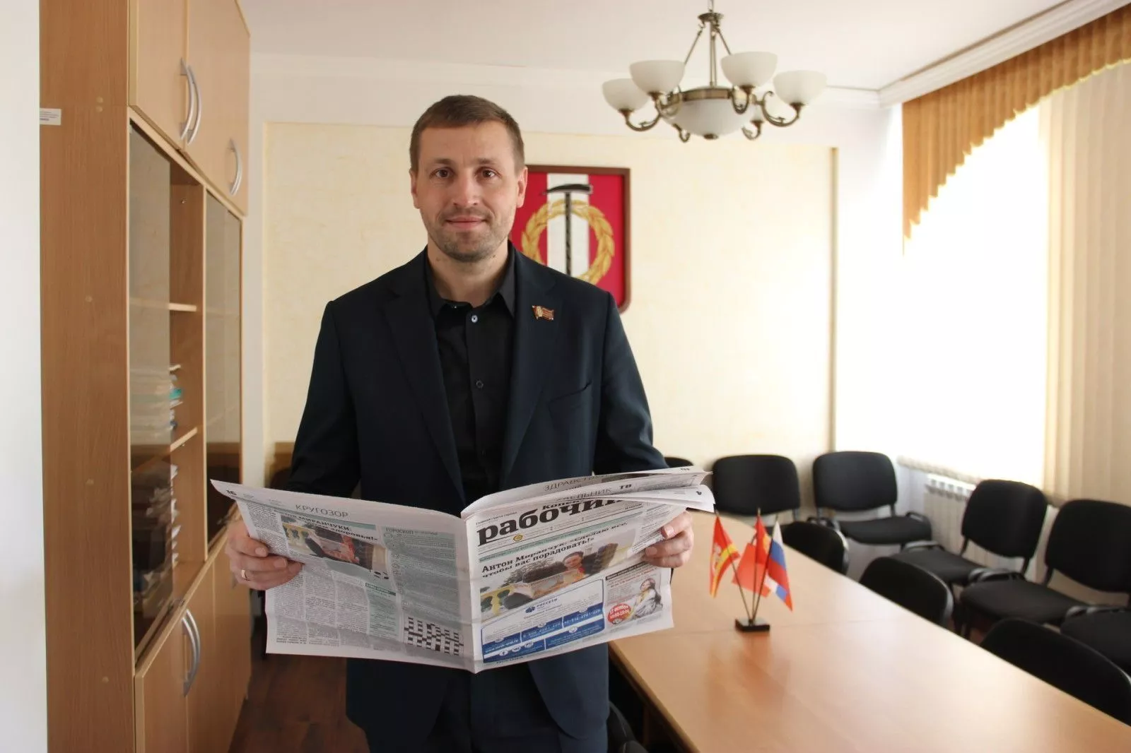 Евгений Гиске поздравил жителей Копейска с Днем защитника Отечества