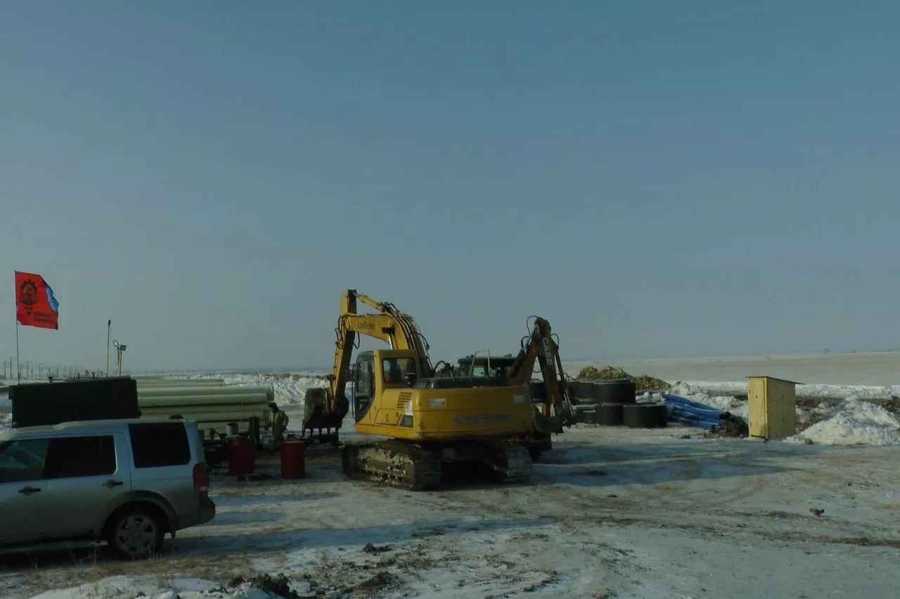 Продолжаются работы по строительству системы водоотведения поселка Вахрушево