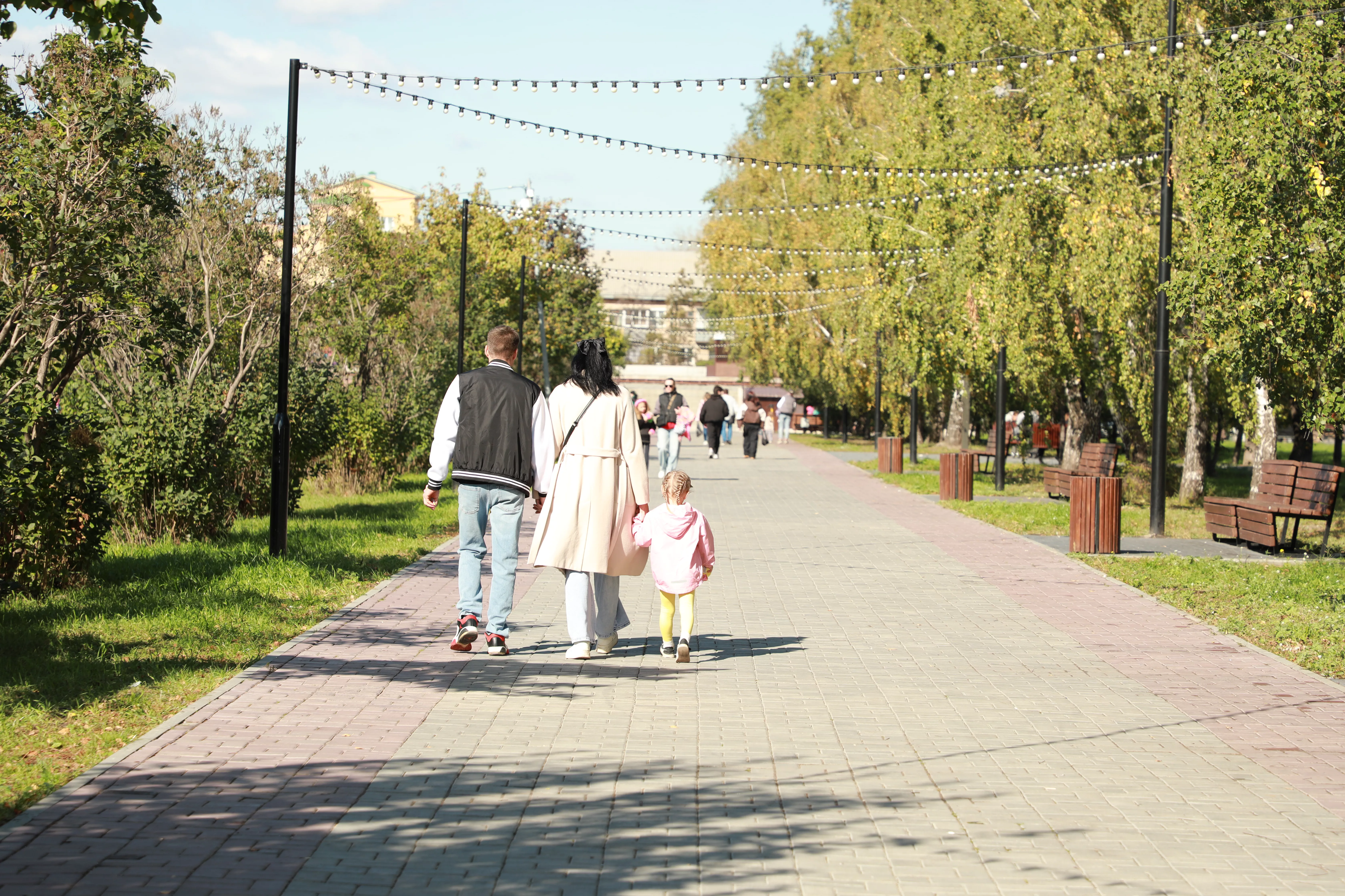 Более 700 южноуральских предпринимательниц получили пособия по материнству