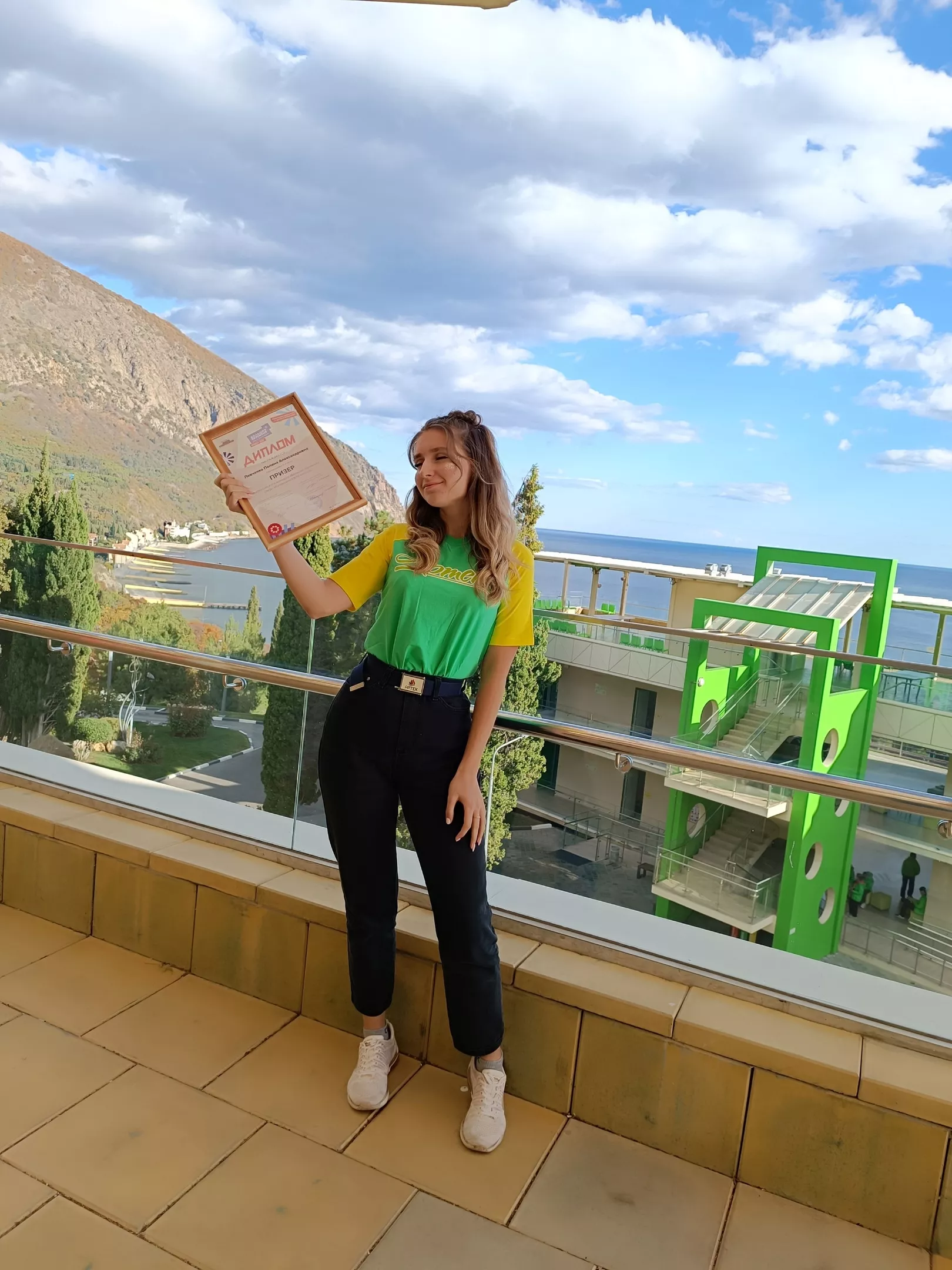 Полина Левченко, ученица школы №7 города Копейска, стала финалисткой 3 сезона конкурса «Большая перемена»