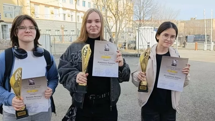 Юные художницы из Копейска стали лауреатами Всероссийского конкурса имени Аристова