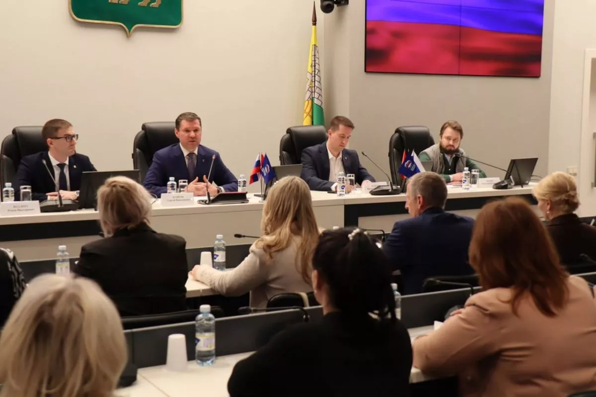 Руководители проектов партии «Единая Россия» встретились на стратегической сессии в Челябинске