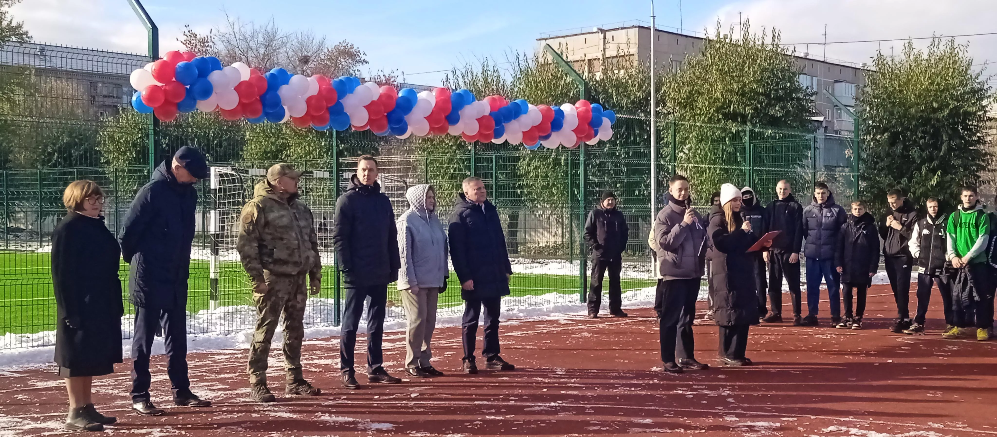 В Копейске прошло торжественное открытие спортивной площадки