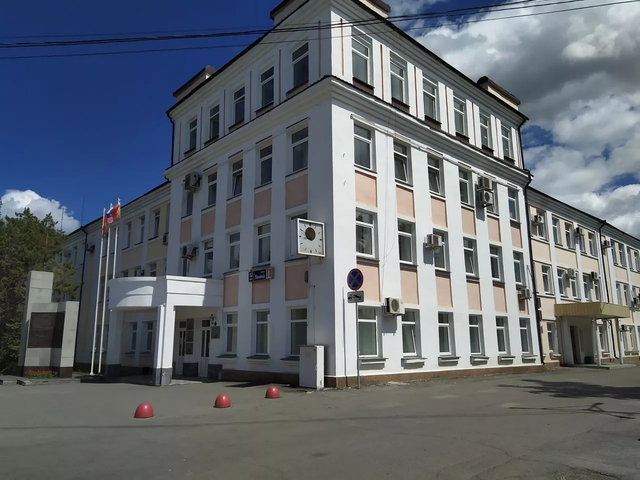 Жители Копейска высоко оценили информационную открытость городских властей