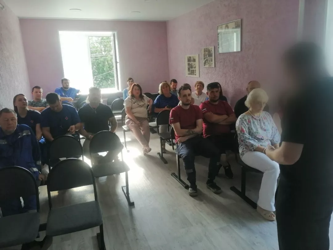 В Копейске полицейские учат горожан защищаться от ИТ‑мошенников