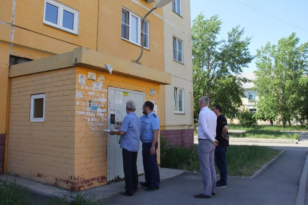 Администрация совместно с прокуратурой провела проверку по жалобам жителей Старокамышинска