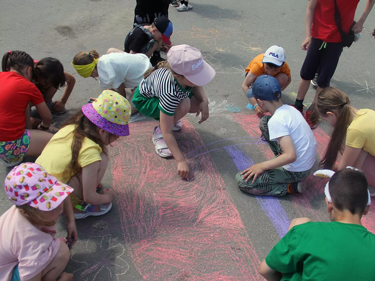 На площади Трудовой Славы состоялся XIV фестиваль «Копейск читающий»