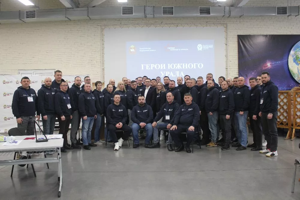 Заместитель губернатора Челябинской области Роман Воллерт встретился с участниками программы «Герои Южного Урала»