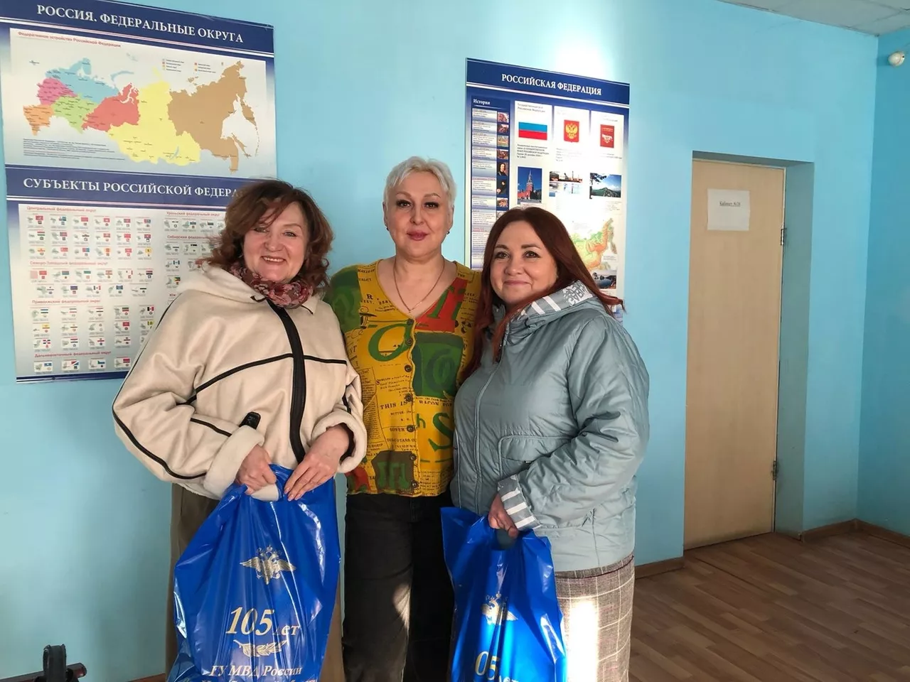 Сотрудники полиции Копейска поздравили ветеранов с наступающим праздником 