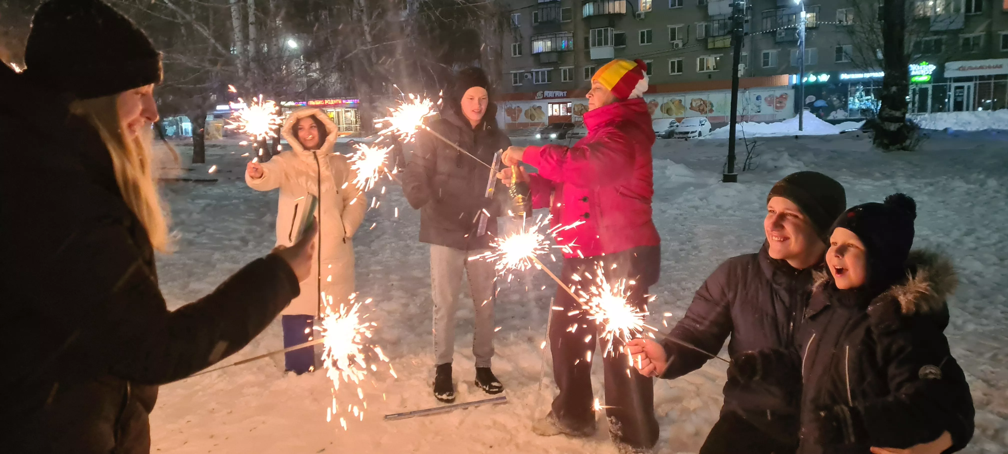 Как и с кем Копейчане Новый 2024-й встретили