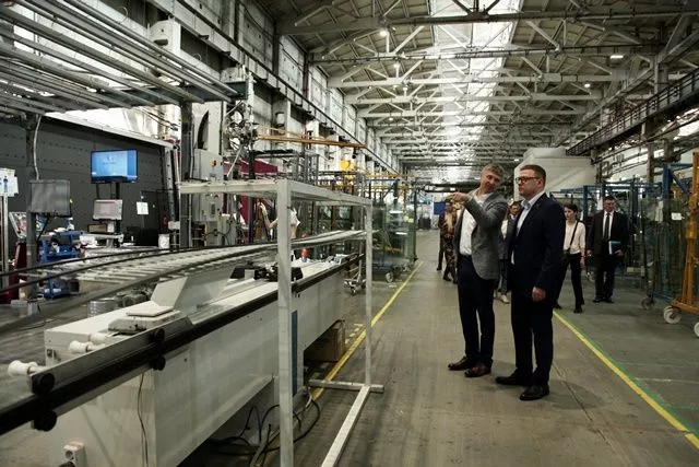 «Единая Россия» нашла способ сохранить рабочие места и удовлетворить потребительский спрос