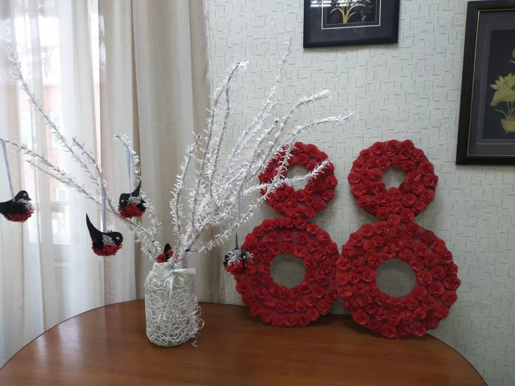 Букет из 88 роз сделали в честь дня рождения Челябинской области