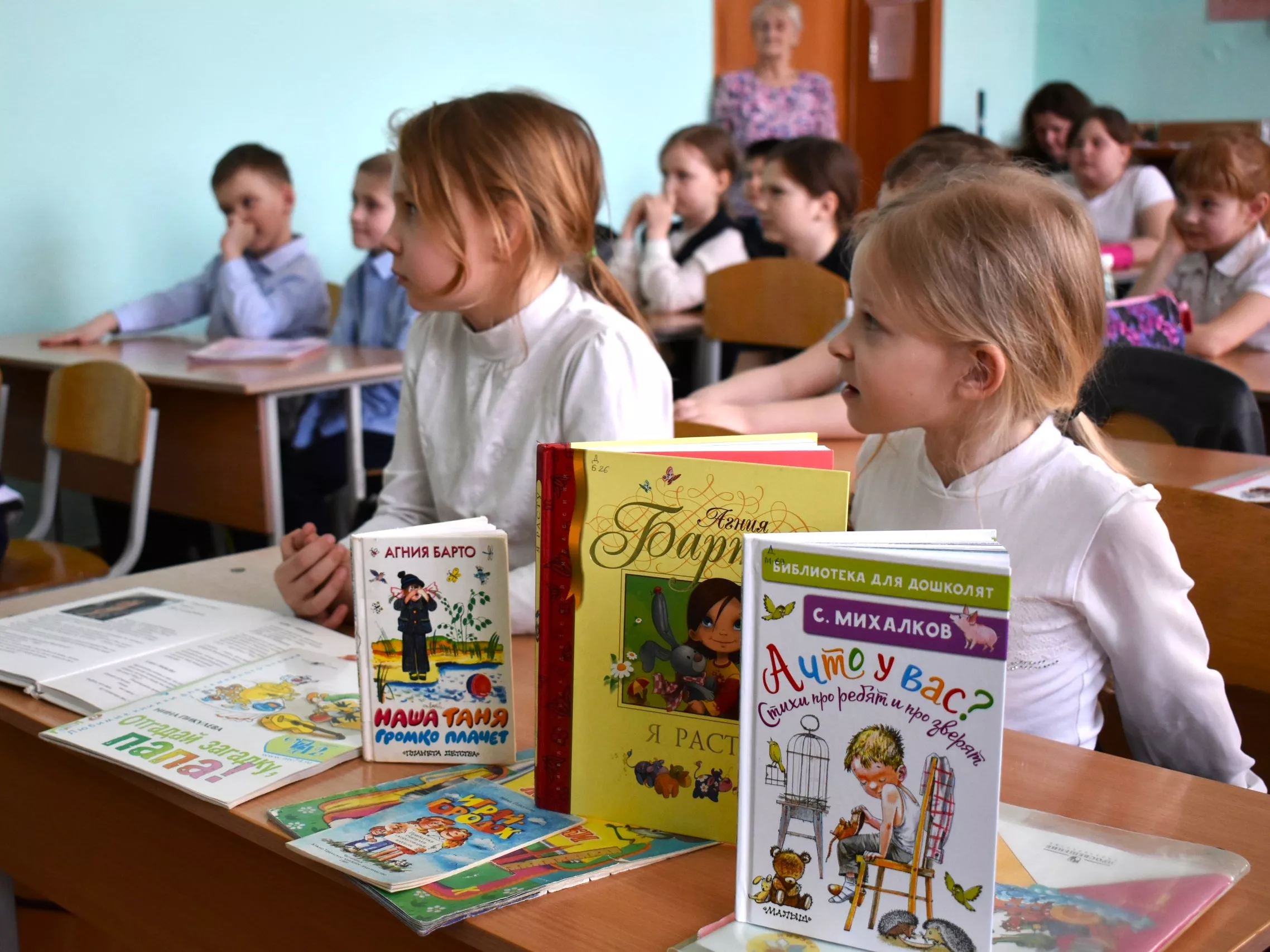 Путешествие по страницам любимых книг: Агния Барто, Сергей Михалков, Владимир Сутеев и Нина Пикулёва