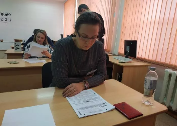 15 копейских родителей-смельчаков решили проверить на себе, что значит сдавать ЕГЭ