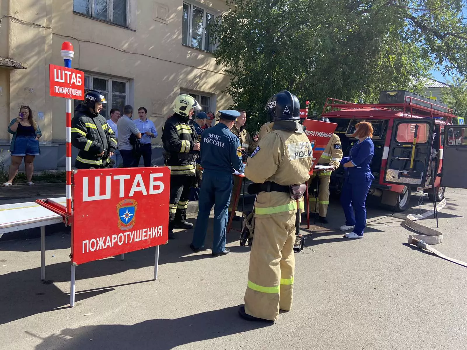 Спасательная операция в ТЦ «Урал» в Копейске проходит в рамках учений