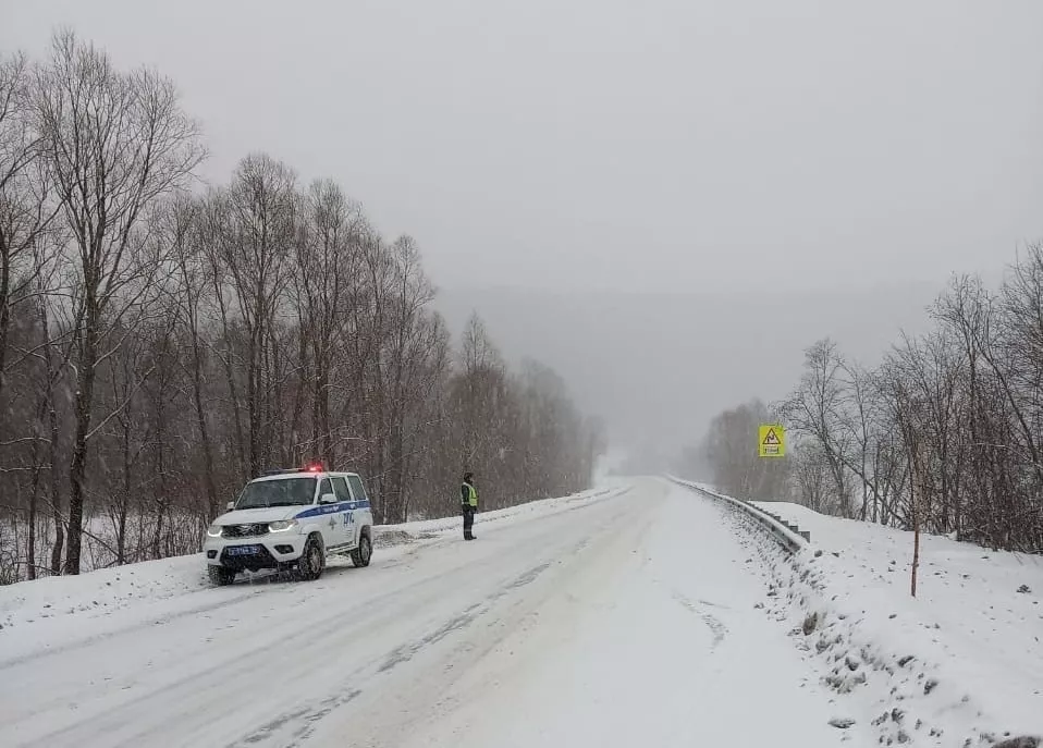 Водителей Южного Урала попросили воздержаться от дальних поездок