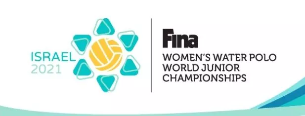 Ватерполистки златоустовской «Уралочки» и их тренер начинают борьбу за «золото» Первенства мира