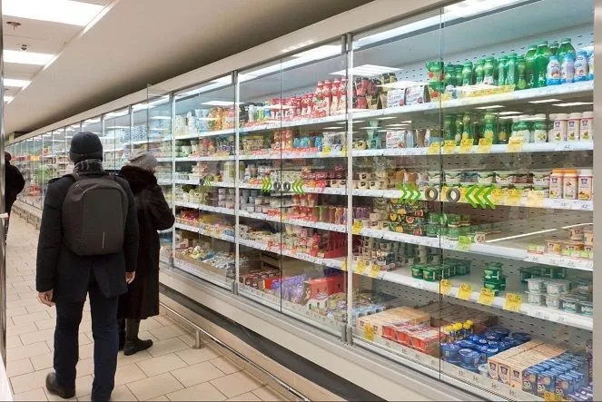 Текслер потребовал не допускать пустых полок и скачков цен в магазинах