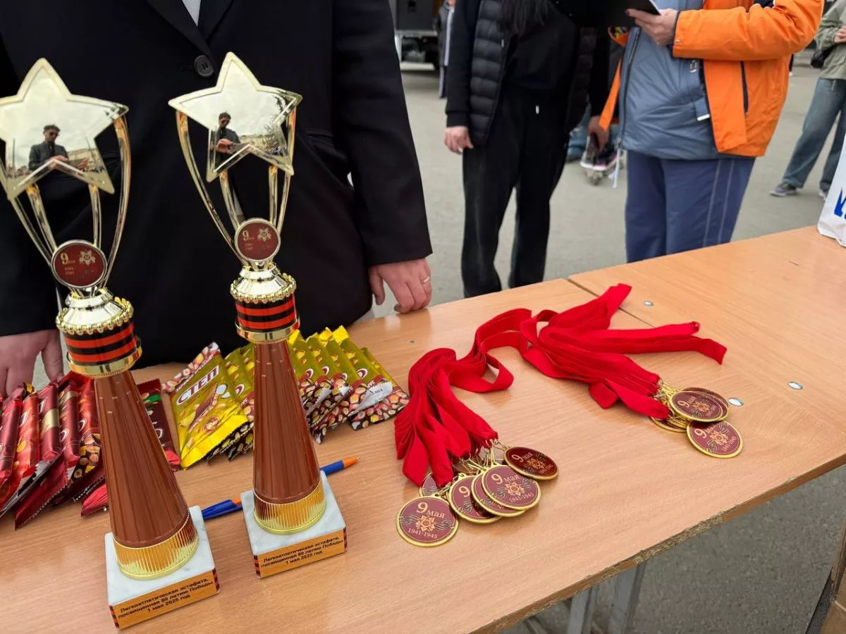 Жители Карталинского района приняли участие в эстафете, посвящённой первому мая