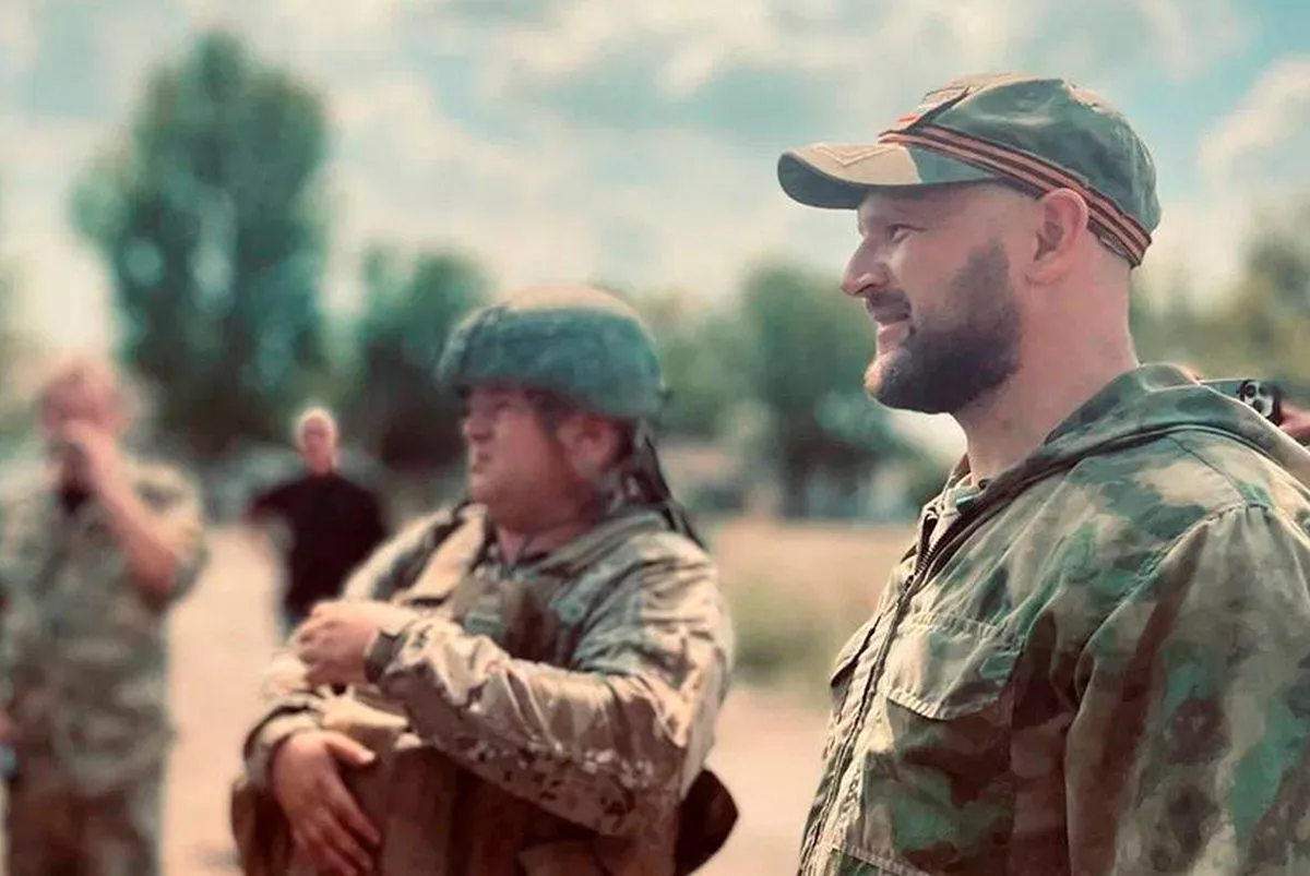 Батальону «Призрак» при участии военкоров ВГТРК доставлены аптечки, средства связи и генераторы