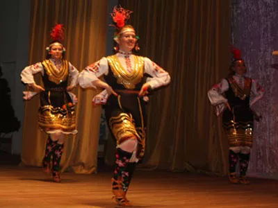 Медики Копейска отметили профессиональный праздник в стиле КВН