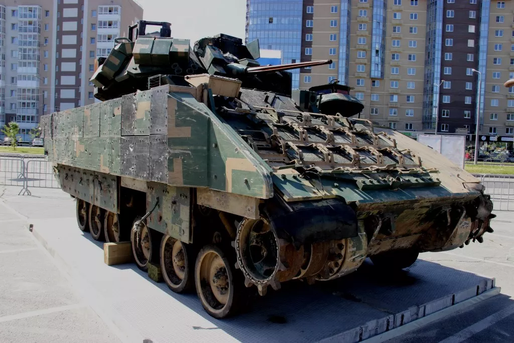 В Челябинске завершает работу выставка трофейной военной техники стран НАТО