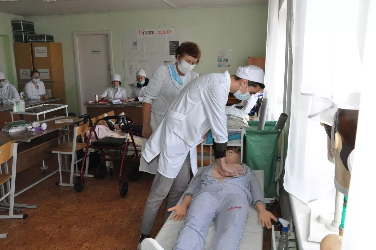 Любовью, нравом, речью, делом. Копейский медтехникум 85 лет готовит кадры для медицины города