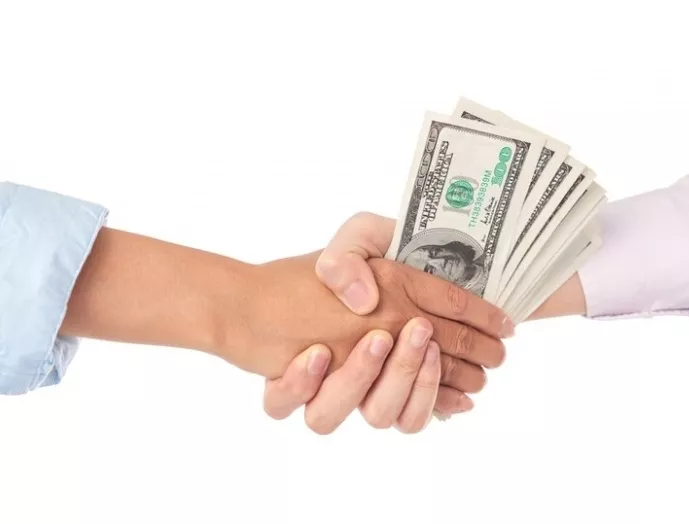 В Челябинске вынесли приговор сотруднице социальной защиты населения за получение взяток