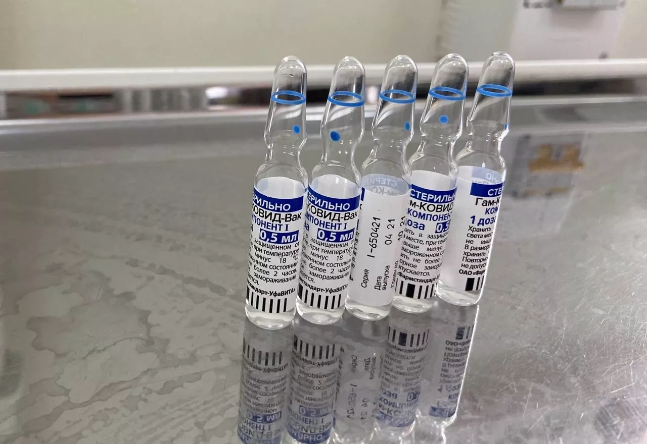 Глава Копейска указал на низкий процент вакцинации среди педколлективов города