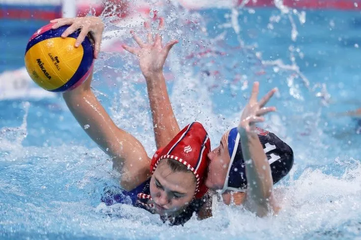 Женская ватерпольная сборная России с «уралочками» в составе начинает новый международный сезон