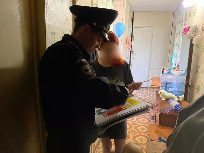 Челябинские полицейские провели рейд по неблагополучным семьям