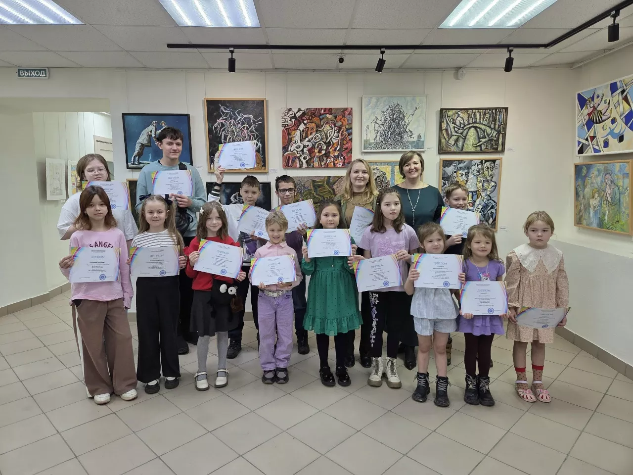 Копейчане представили мамин портрет