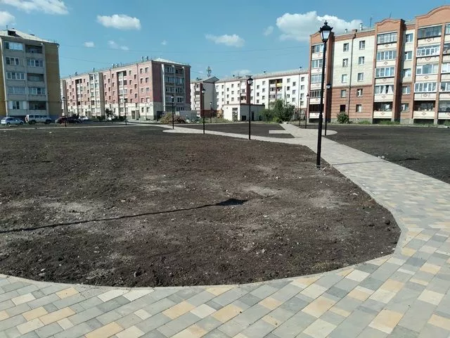 Жители поселка РМЗ попросили организовать на улице Международной одностороннее движение