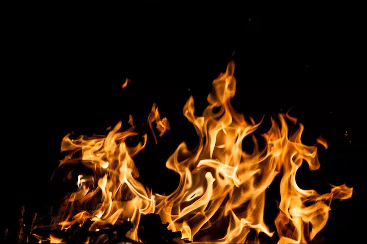 В Челябинской области на пожаре погибли два человека