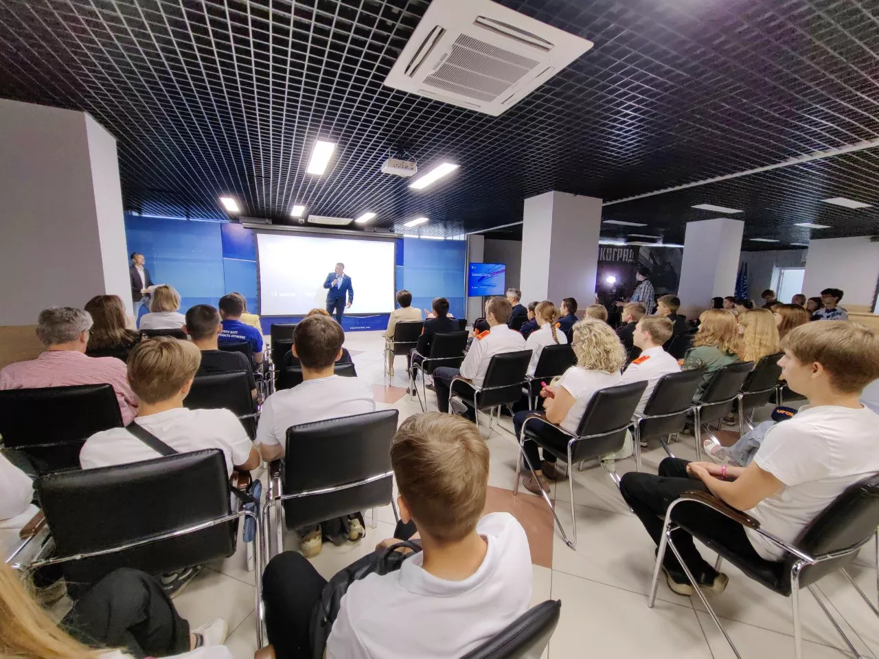 В Челябинске прошел военно-патриотический форум «Знание.Герои»