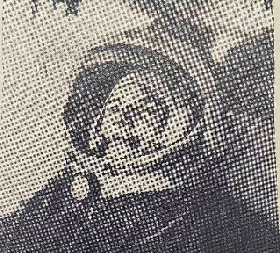 Были ли у Гагарина талисман и премия за полет? Читайте интервью с космонавтом из газеты 1960 года