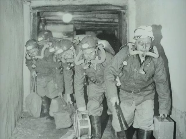 Профессия - героическая. Горноспасатели отмечают 100 лет со дня образования службы