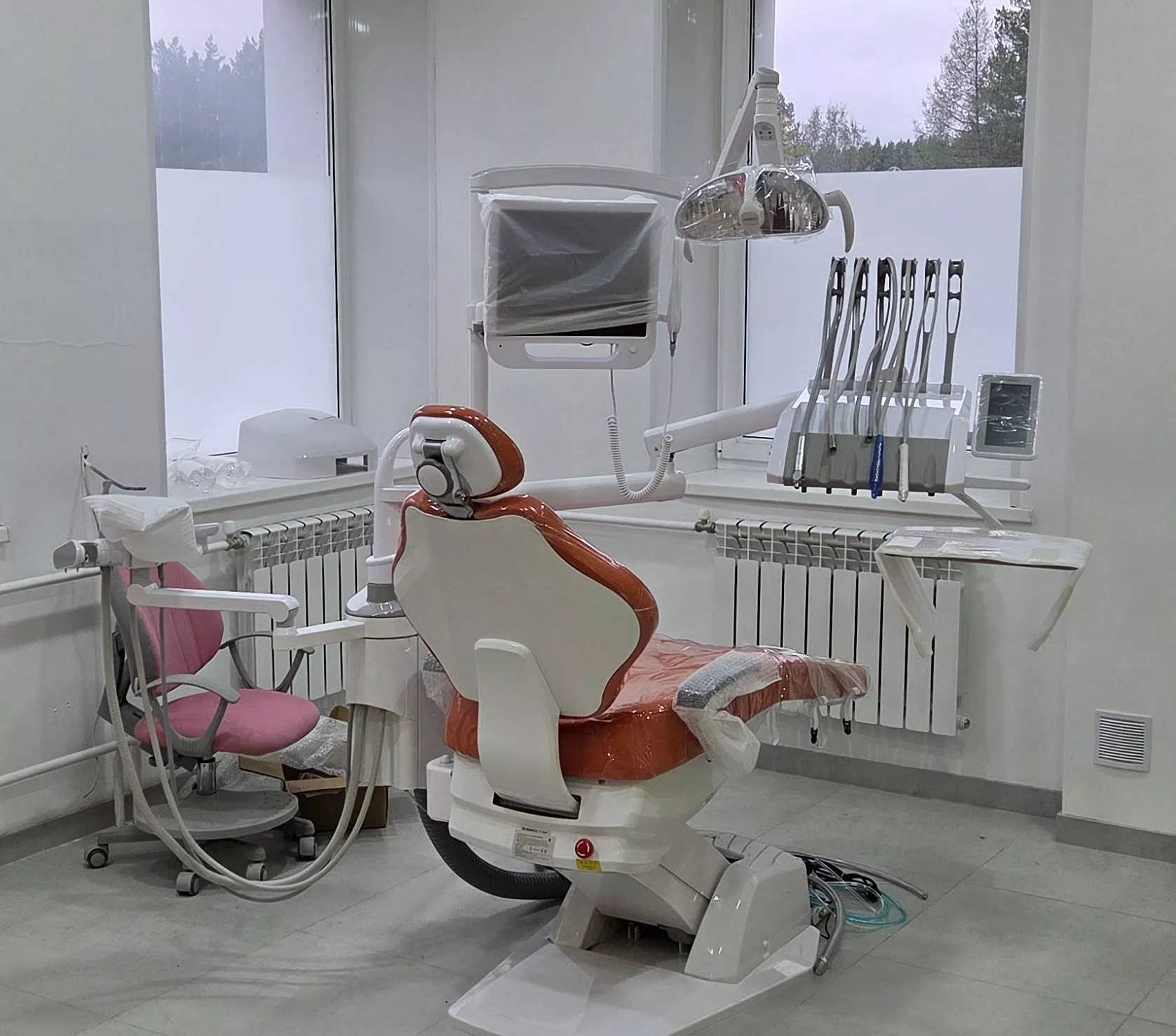 В Трехгорном с помощью господдержки открывается стоматологическая клиника