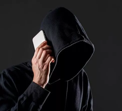 Молодую женщину из Челябинской области мошенники обманули по новой схеме