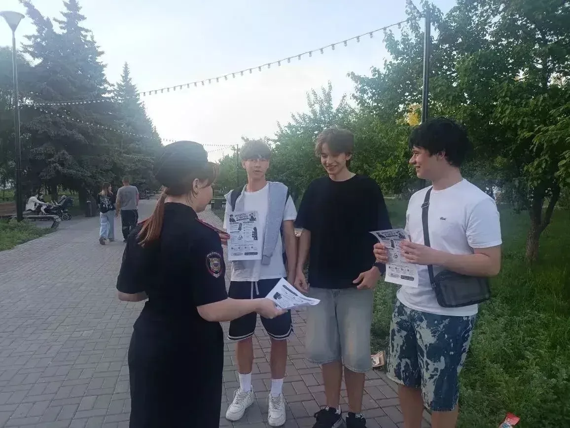 В Копейске полицейские проводят рейды для защиты подростков