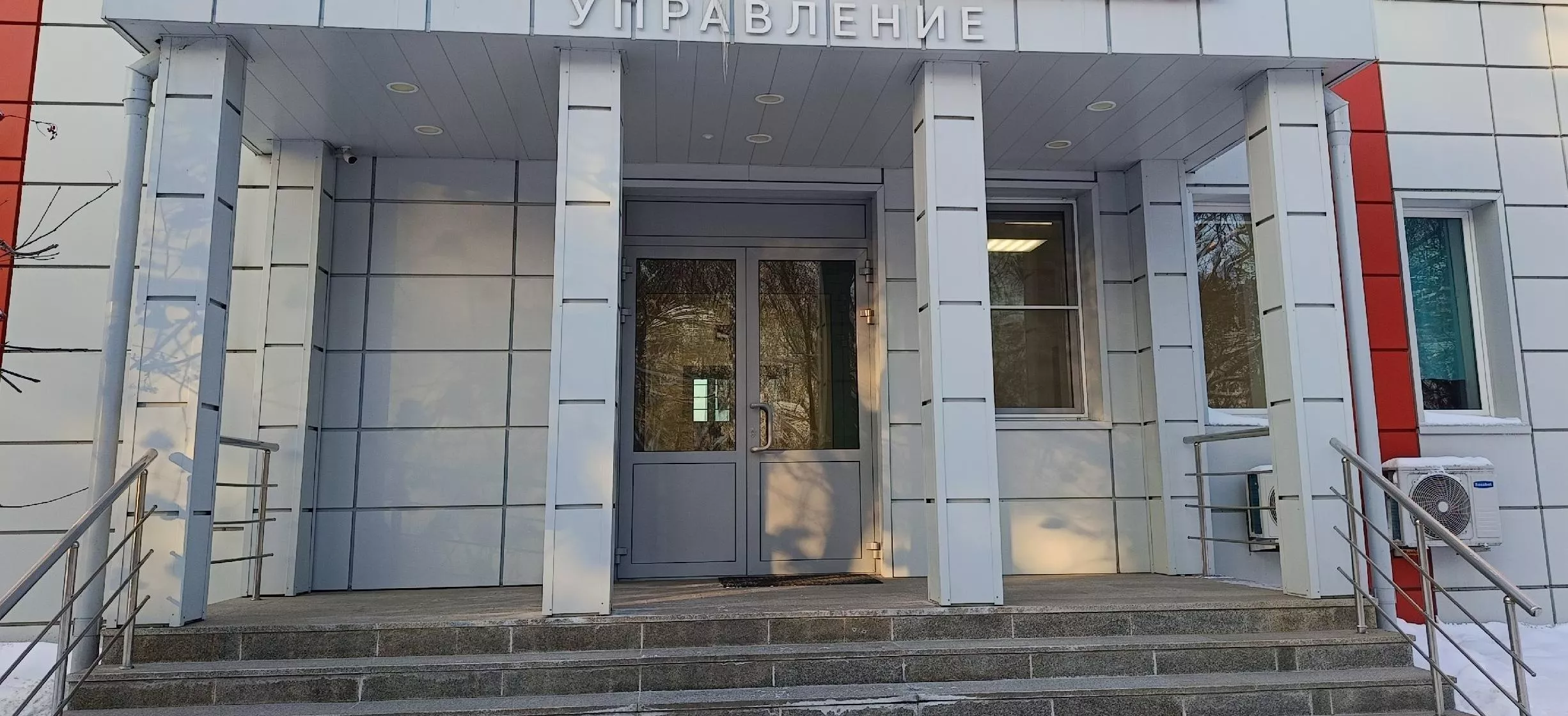 Все во благо, пытаемся помочь, чтобы ребятам там было чуточку легче