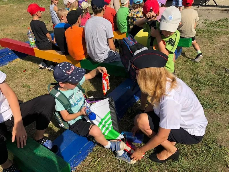 Полицейские Копейска поздравили воспитанников подшефного детского дома с Днем знаний