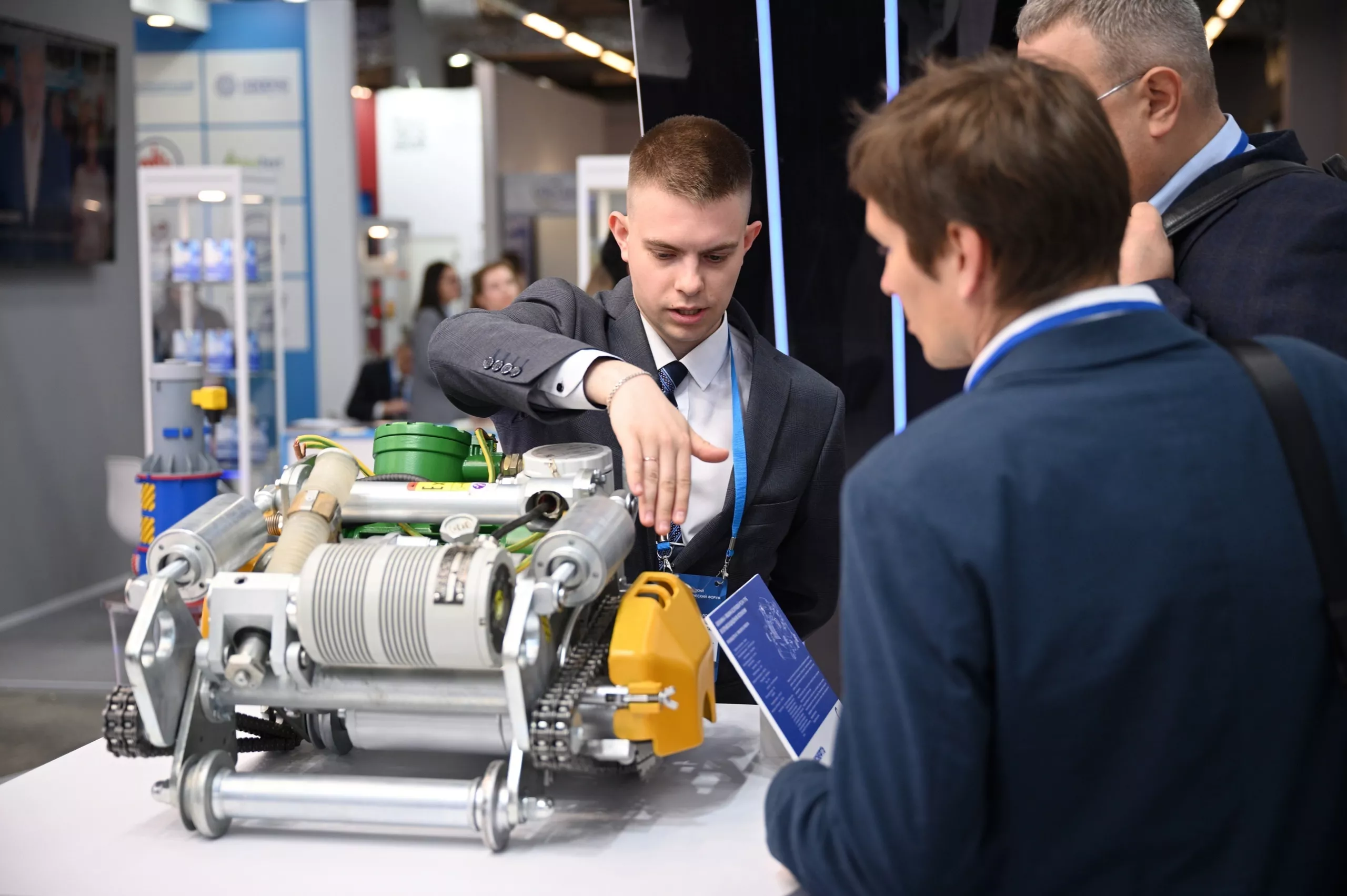 «Транснефть» представила продукцию своих челябинских заводов на выставке в Уфе