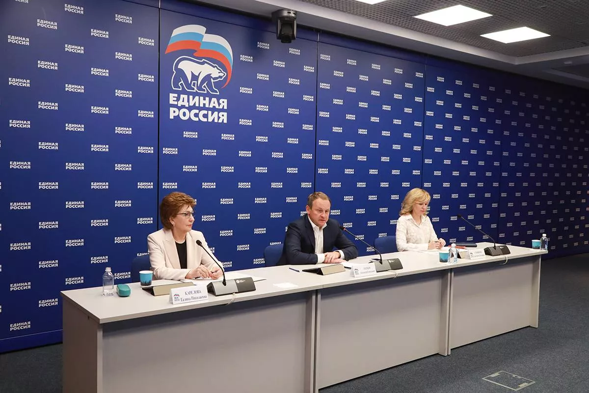 «Долголетие для всех»: запускается конкурс лучших работ со старшим поколением