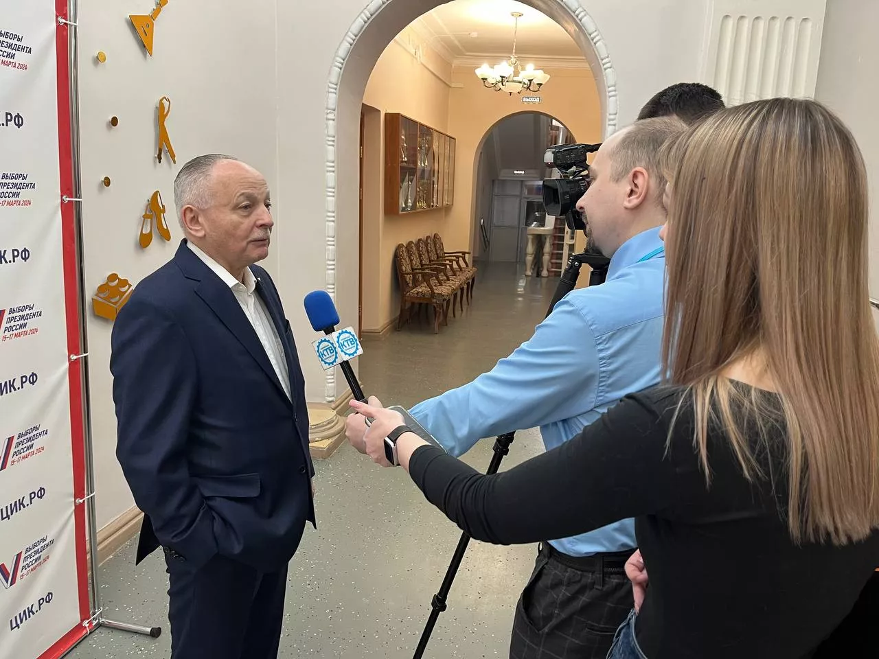 Генеральный директор АО «Завод «Пластмасс» проголосовал в первый день выборов