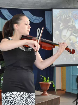 Преподаватель музыкальной школы Копейска