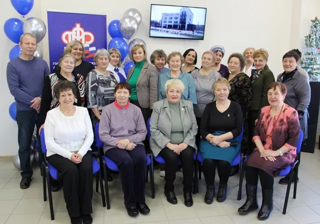 ЛФК, компьютерная грамотность и интересные спикеры – все это стало доступно для пожилых копейчан совершенно бесплатно