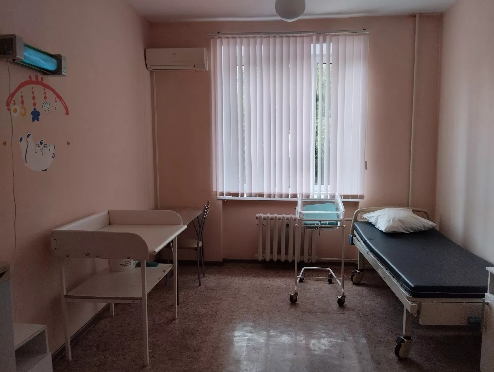 В городе под Челябинском регулярно проводят экскурсии в роддоме