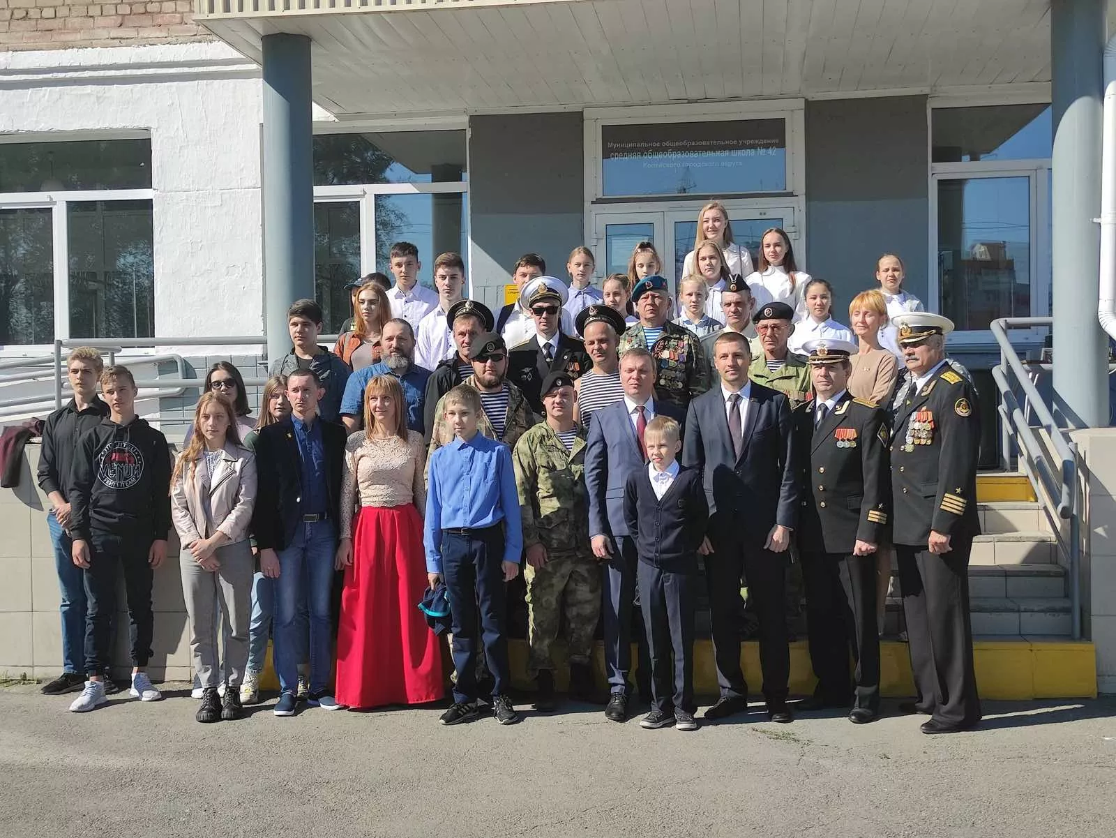 В Копейске прошли митинги в память о погибших на подлодке «Курск» земляках